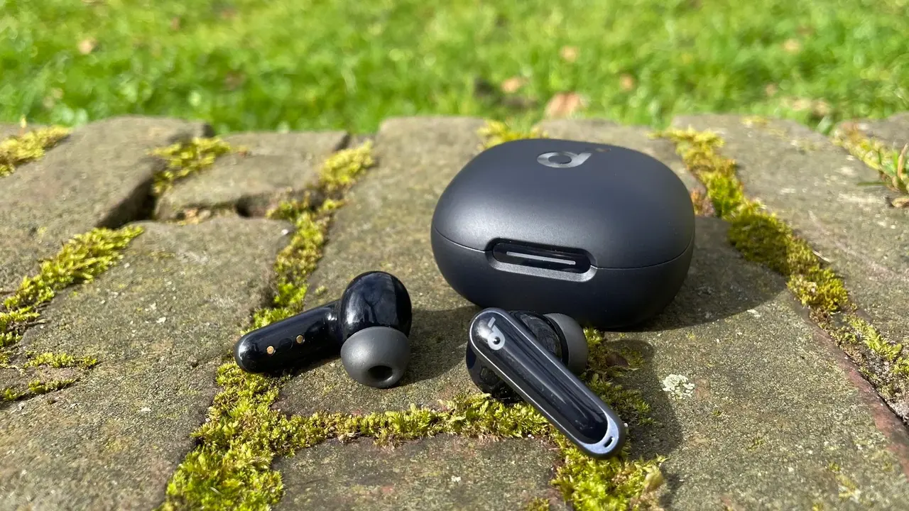 Anker Soundcore P40i